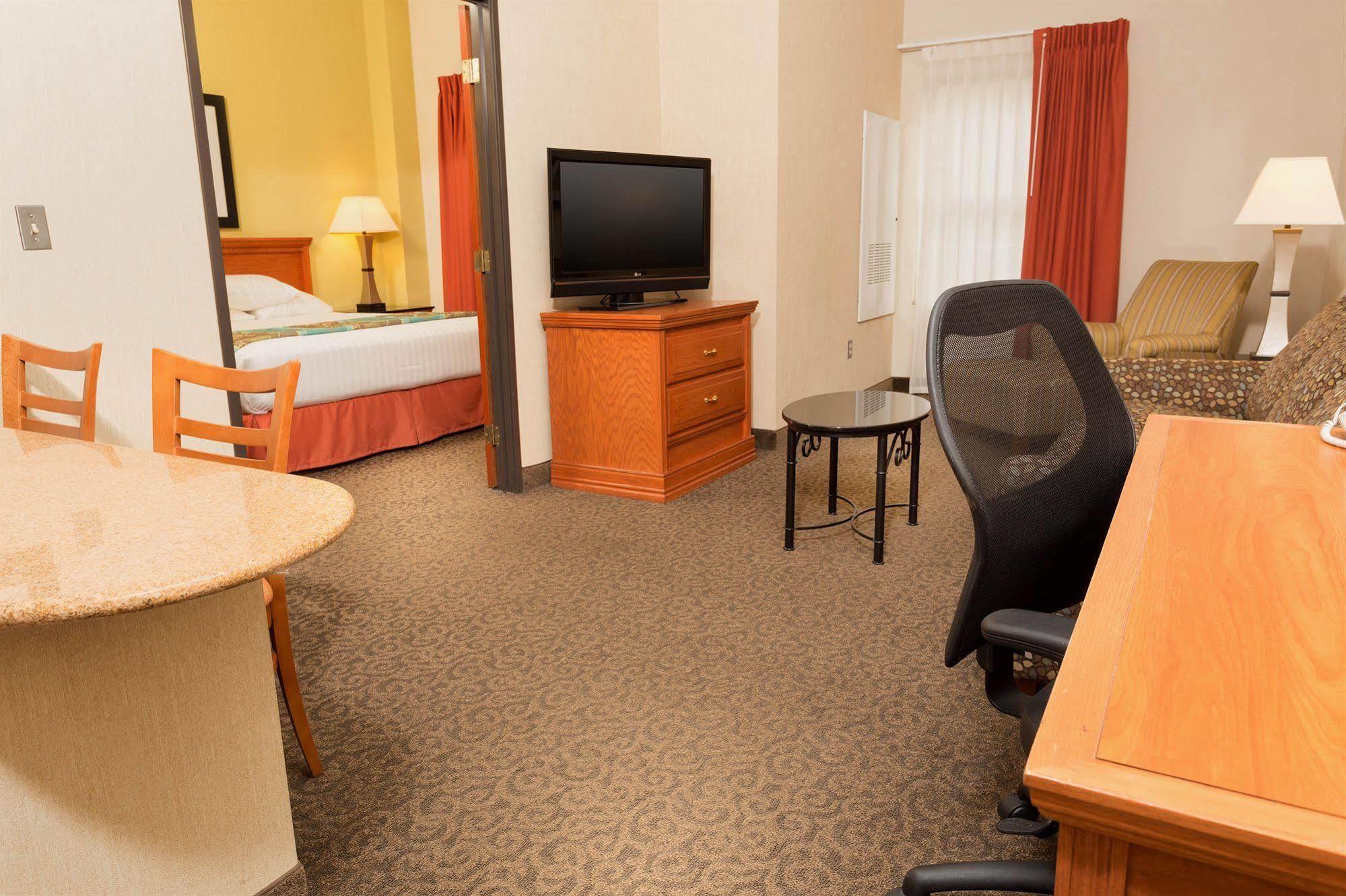 Drury Inn & Suites Mcallen Buitenkant foto